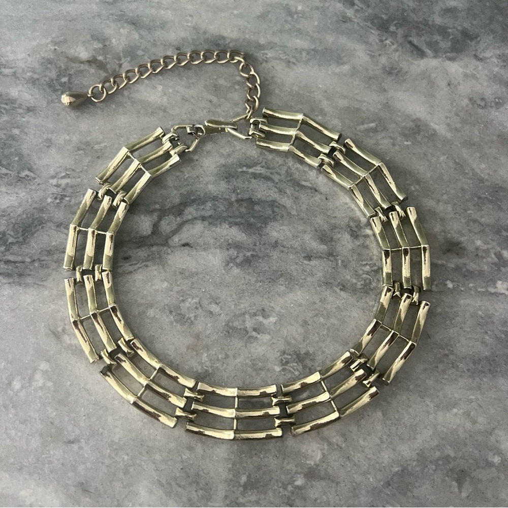 Elegant Gold Chain Necklace